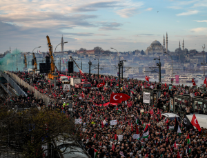  Türkiye 2. çeyrekte  %2,5’e geriledi