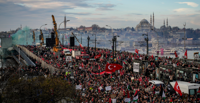  Türkiye 2. çeyrekte  %2,5’e geriledi